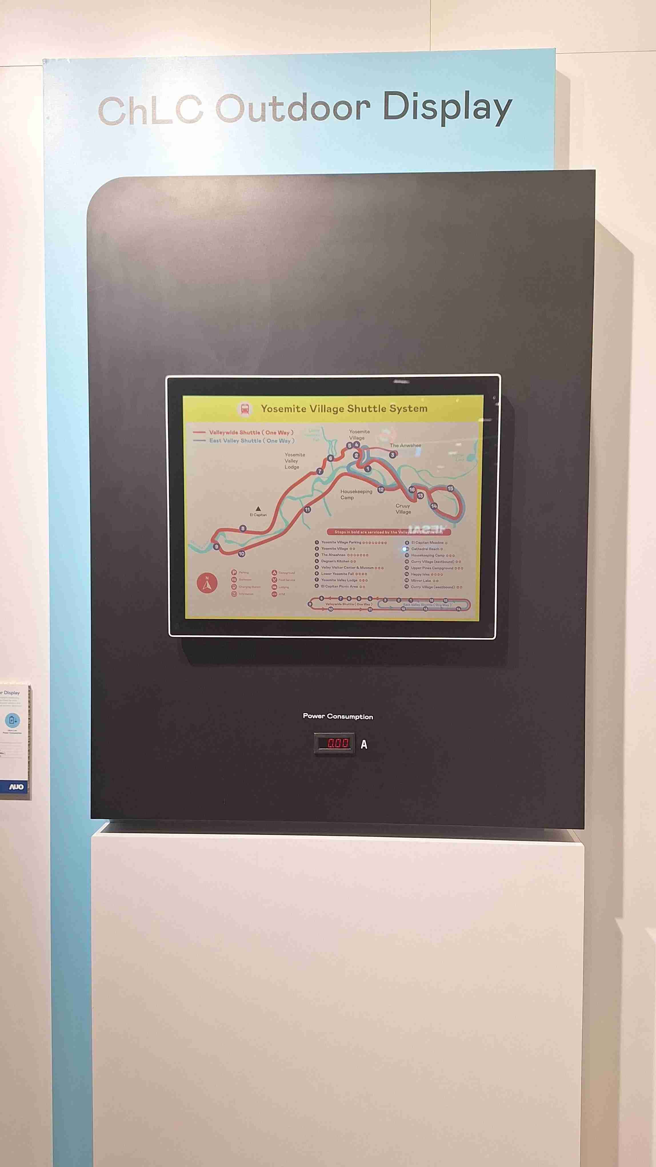 NG大舞台的「胆固醇液晶超低耗能户外全彩显示器」不只环保省电，，，且符合户外严苛使用环境，，拥有在摄氏-30度至85度下的宽温使用优势，，并且强光愈强愈能呈现绝佳的色彩饱和度及显示效果，，易于安装的特性将成为户外电子看板的新首选。。